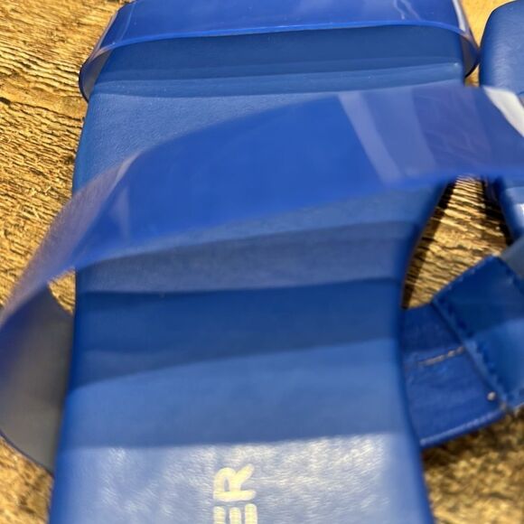 NWT-MARC FISHER BLUE SANDALS - Picture 4 of 5